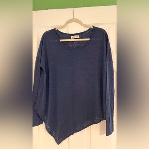 Asymmetric sweater SIZE M/L